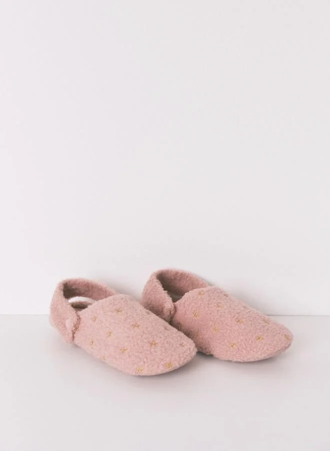 women'secret Pink glitter faux shearling slippers